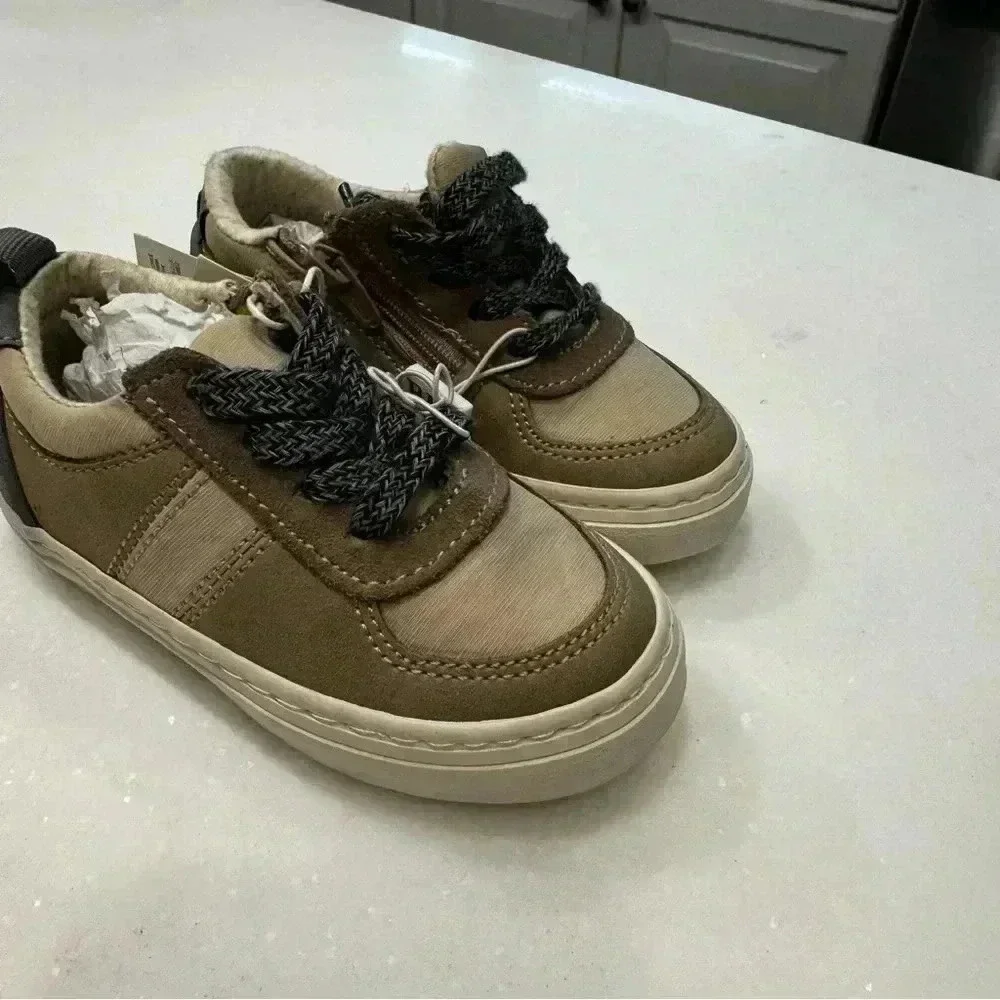 NEW! Zara Toddler Suede & Canvas Zip On Sneakers  Size US 5.5
